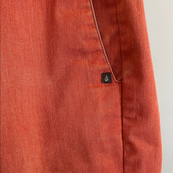 Volcom Rust Shorts 33 - Picture 4 of 12